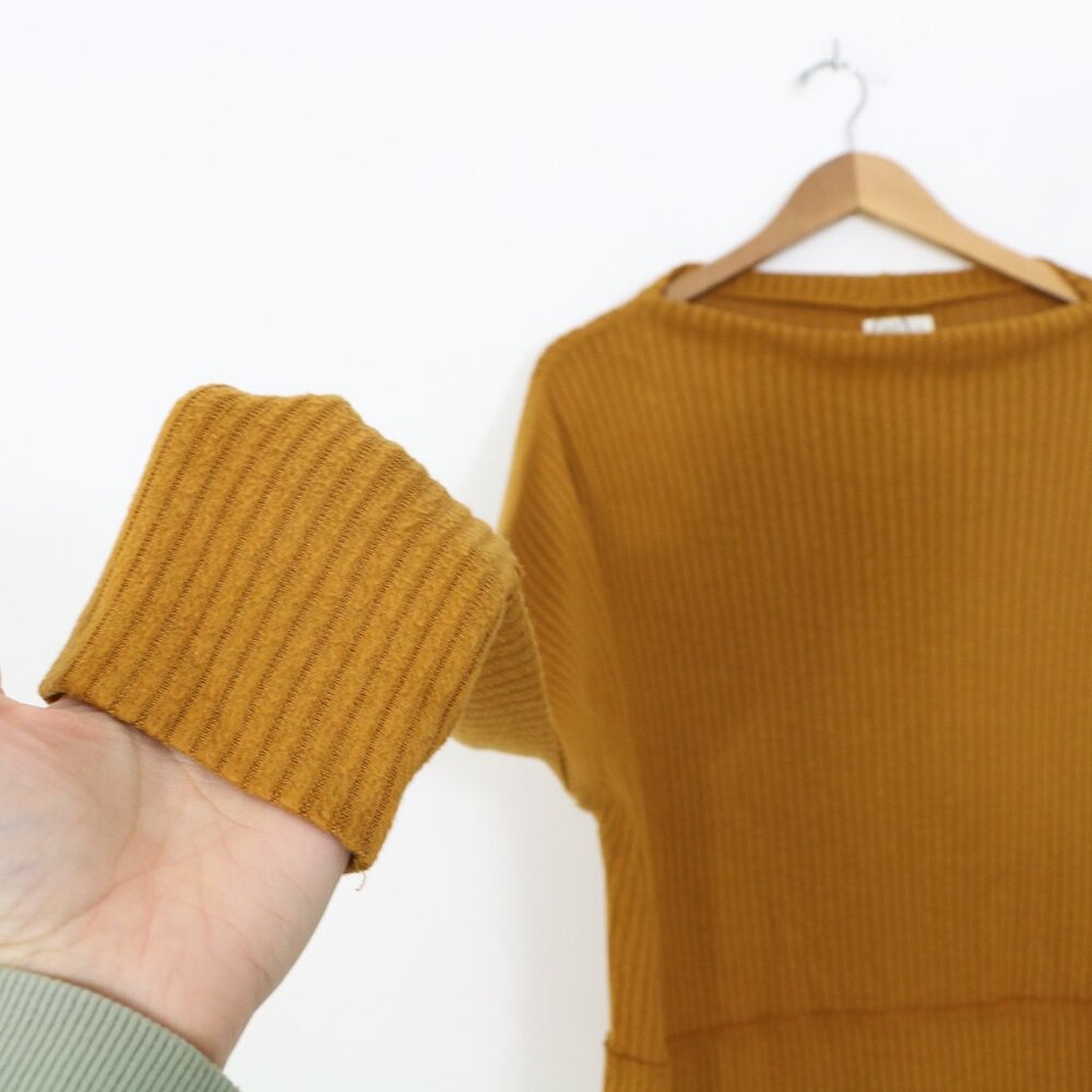 *Maurices Mock Neck Sweater Oversized Pullover Dolman Sleeve Long Sleeve Top - Picture 4 of 7